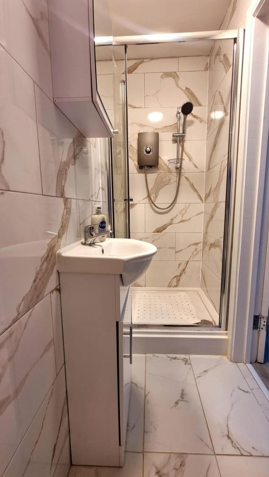 Brand New Flat Close To Turnpike Lane Tube Station London Exterior foto