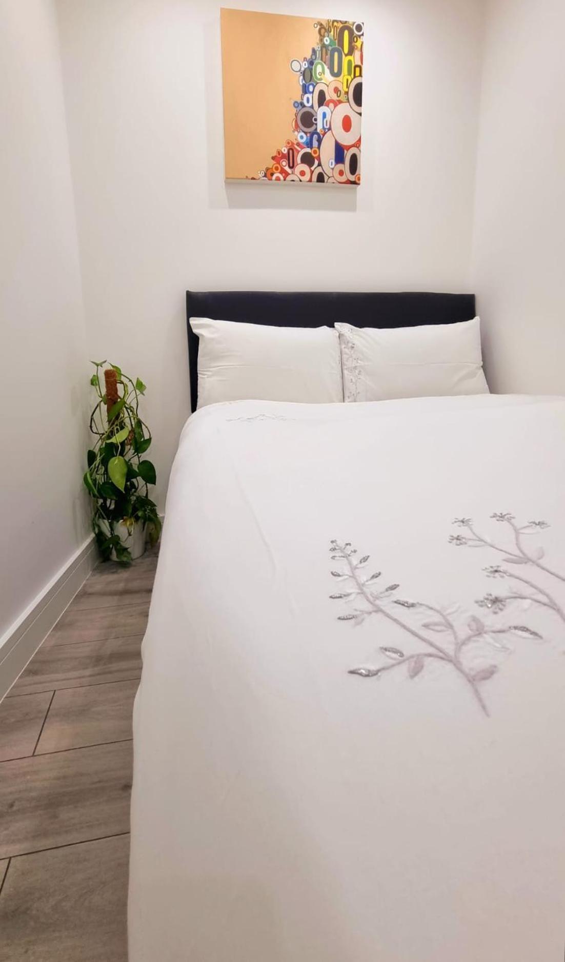 Brand New Flat Close To Turnpike Lane Tube Station London Exterior foto
