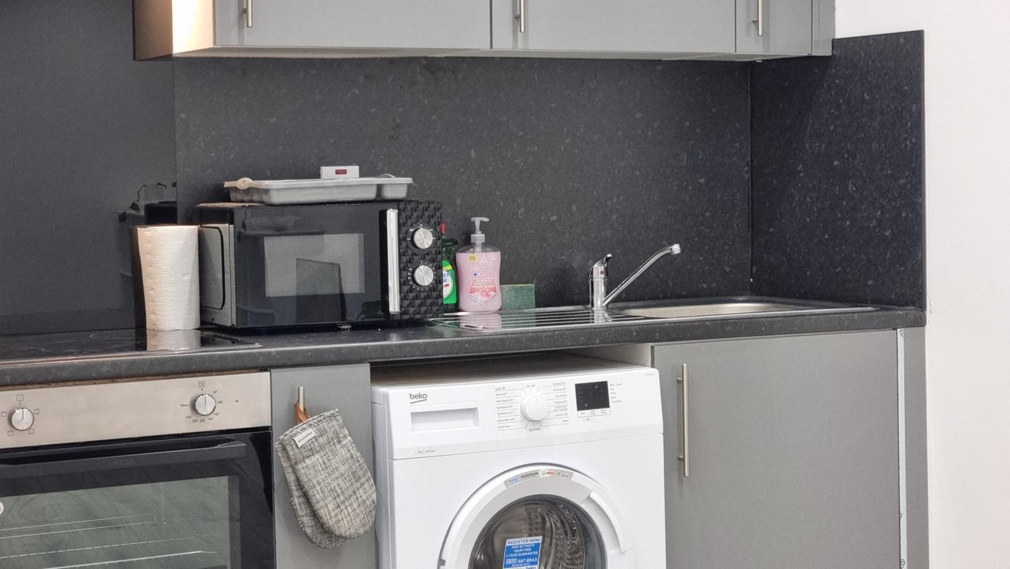 Brand New Flat Close To Turnpike Lane Tube Station London Exterior foto